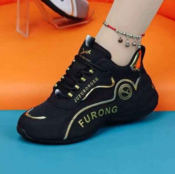 Giant hibiscus Apache autumn and winter sports leisure breathable and versatile soft sole invisible height-increasing shock absorbing shoes pair